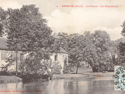 19 le chateau - les dependances